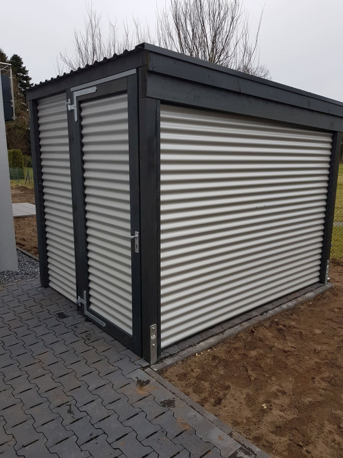 Abstellräume mit Stahlwänden