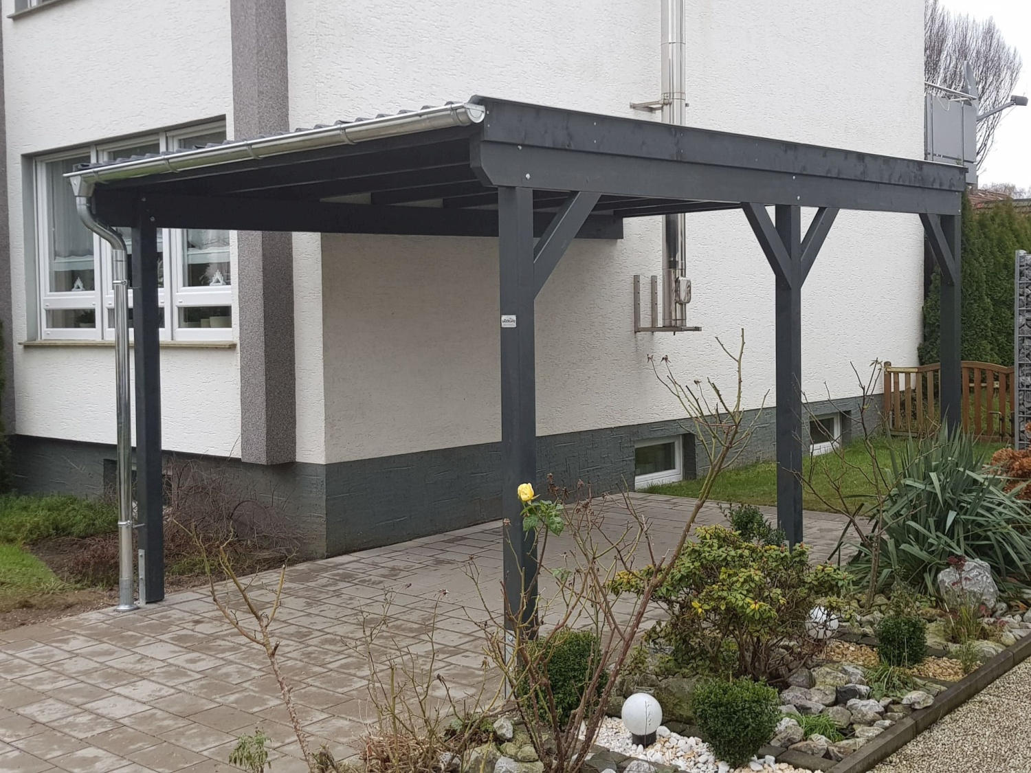 Carport-Entwässerung vorn