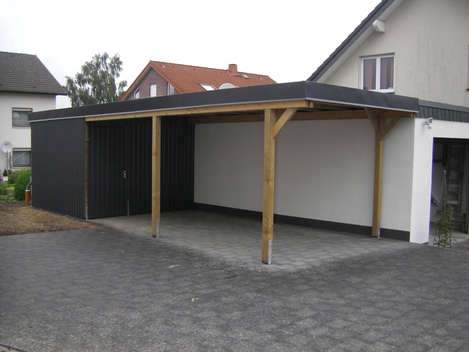Carport Stahl-Holz-Kombination