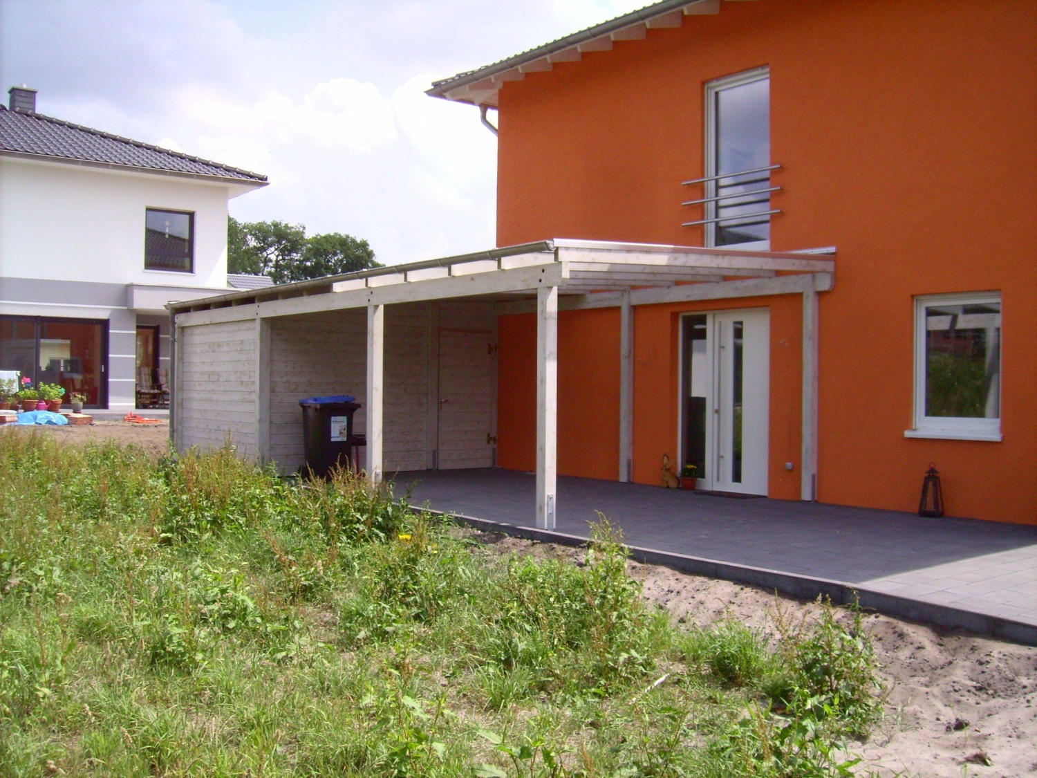 Carport mit Abstellraum hellgrau