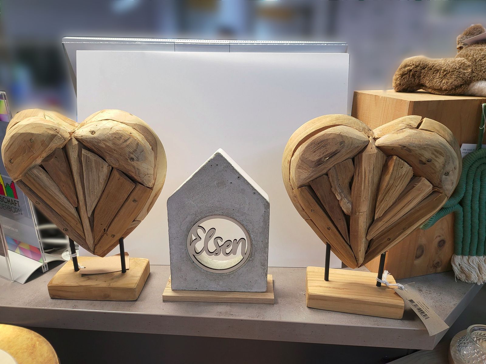 Teakherzen und Betonhaus "Elsen"