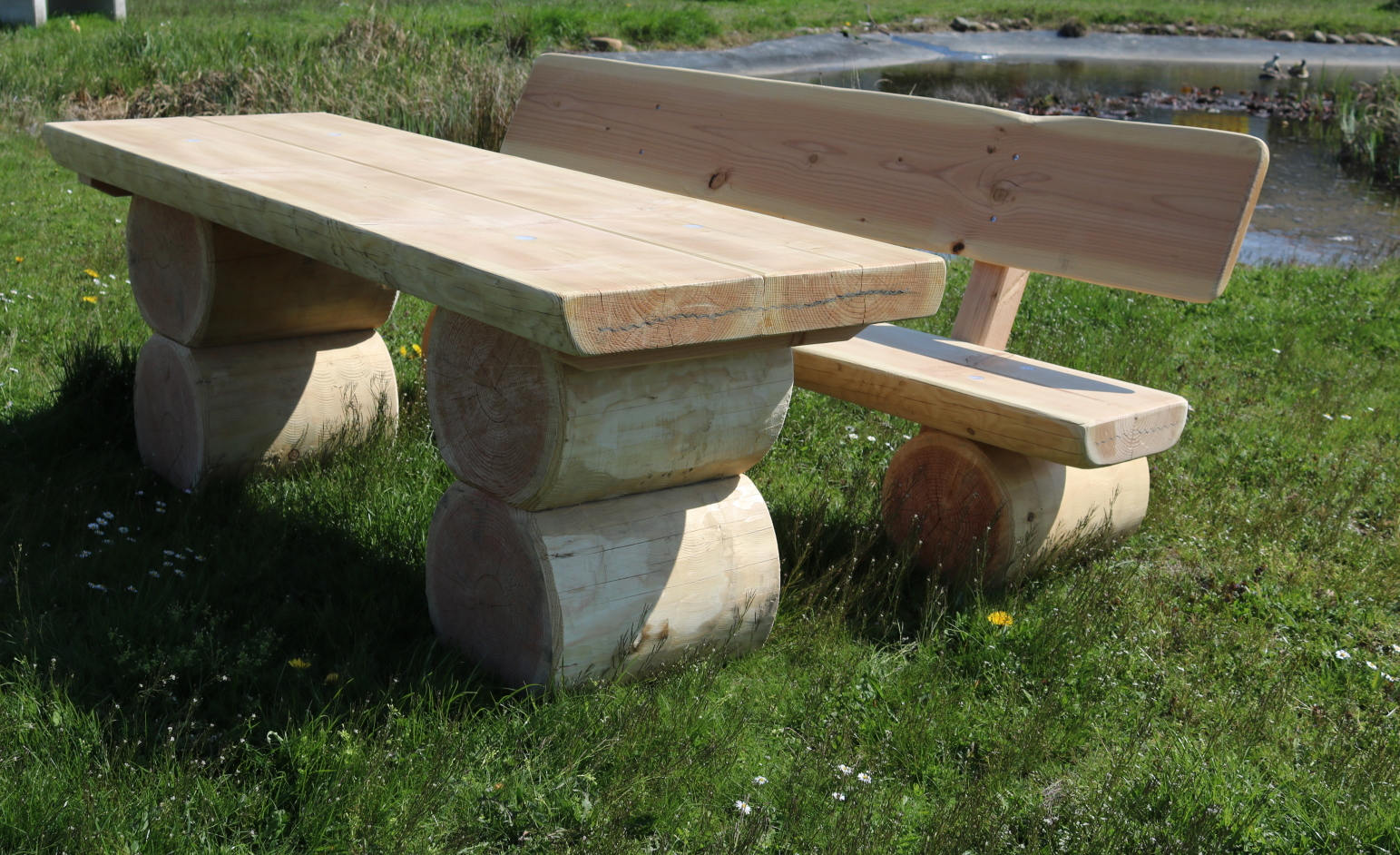 Feldberg Sitzgruppe rustikal, Bohlenbank mit Lehne und Tisch