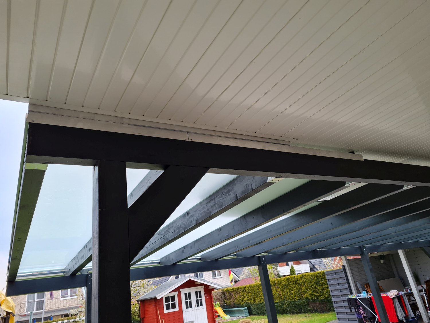 Terrassenüberdachung an Balkon, Innenansicht