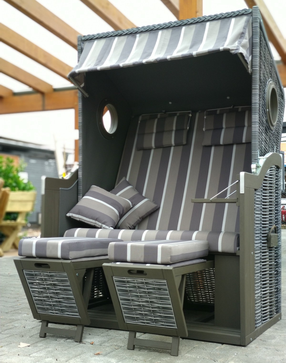 Strandkorb Rustikal 30Z mit Bullaugen