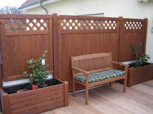 Bangkirai-Bodenbelag auf einer Dachterrasse