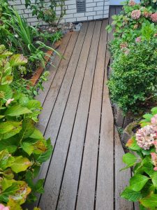 Terrassenboden natur dunkel Holz